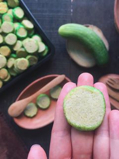 Foto resep Kue cookies timun greentea 🥒🍵(matcha cucumber cookies) kue timun