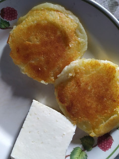 Una foto de Arepas de Yuca (mandioca) 🧡