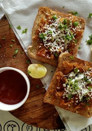 पावभाजी सँडविच (pavbhaji sandwich recipe in marathi) रेसिपी चे मुख्य फोटो 