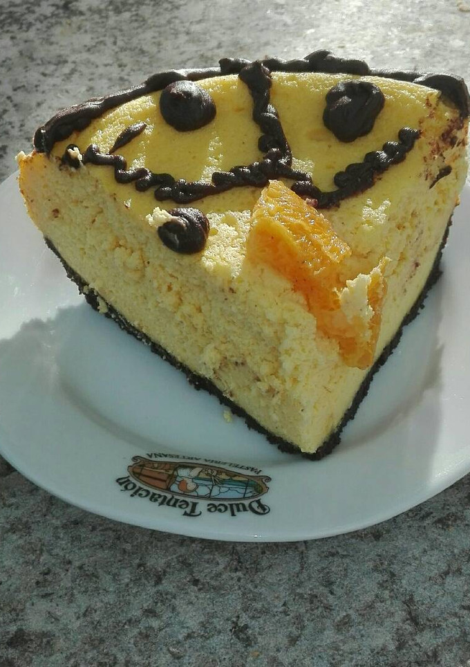 Una foto de Tarta de queso y naranja en la olla GM g