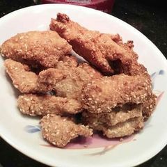 A picture of Seasame chicken strips #iftarwithhuma #CookpadRamadan.