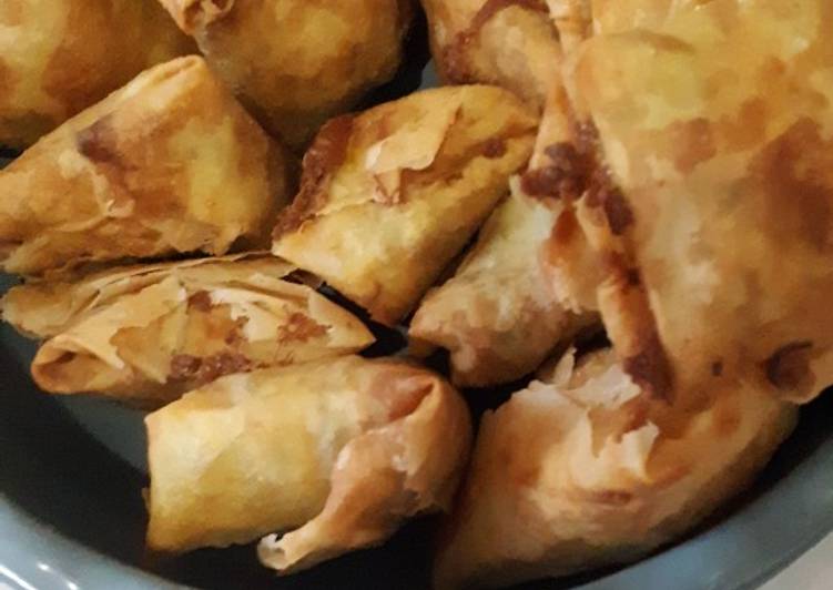 Martabak telor (mini)