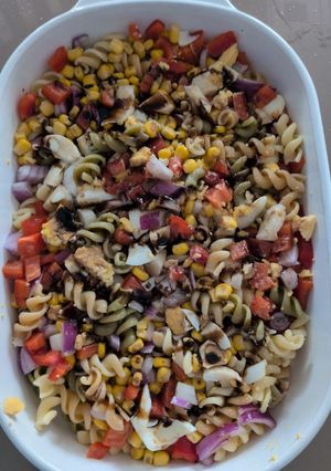 Una foto de Ensalada de Pasta Tropical