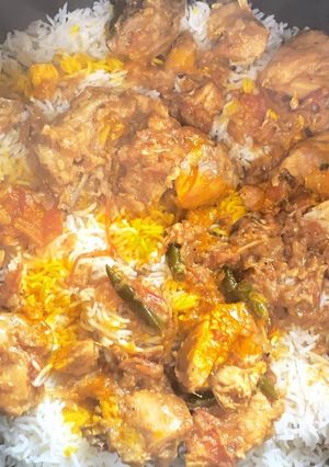 A picture of Chicken Biryani.