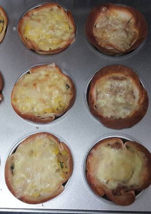 Una foto de Canastitos de queso choclo y atún queso 😋