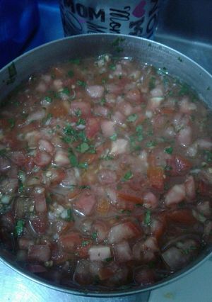 Una foto de Pico de Gallo Tico (Chimichurri)