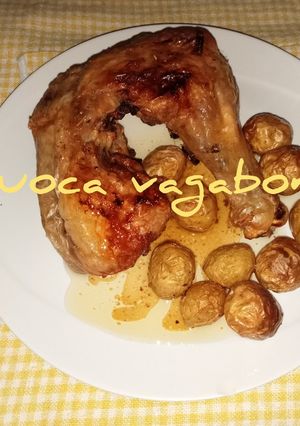 Foto di Cosciotto di Pollo Paesano e Patate Novelle in Friggitrice ad Aria