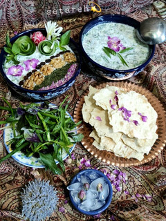 عکسی از دستور آبدوغ خیار مخصوص 😋