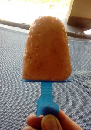 Una foto de Heladitos de fruta para los peques