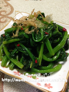 涼拌菠菜 的食譜成品照片