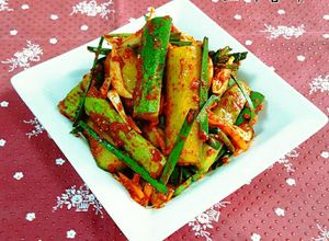 Hình của món Kim Chi Dưa Chuột 오이김치.
