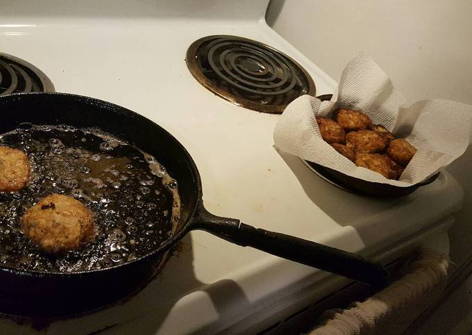 Fried Salmon Patties