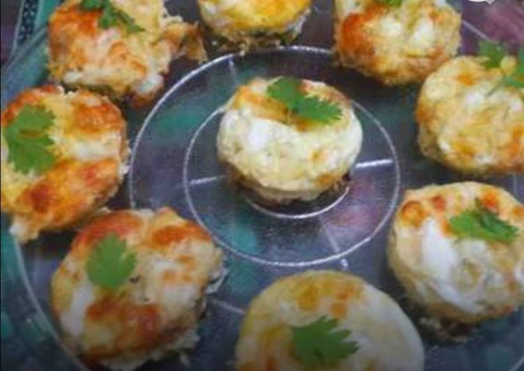 Recipe of Award-winning Breakfast Eggy and Cheesy Muffins