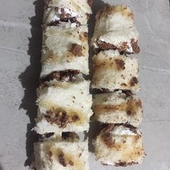 A picture of Bread swiss roll.