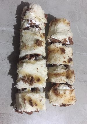 A picture of Bread swiss roll.