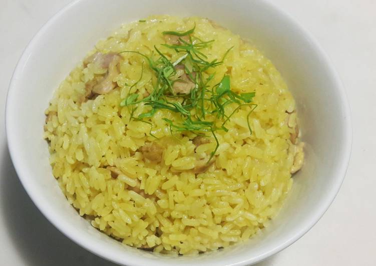 Nasi Kuning Ayam