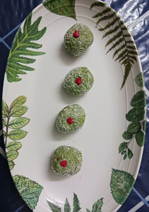 A picture of Paan Laddoo.