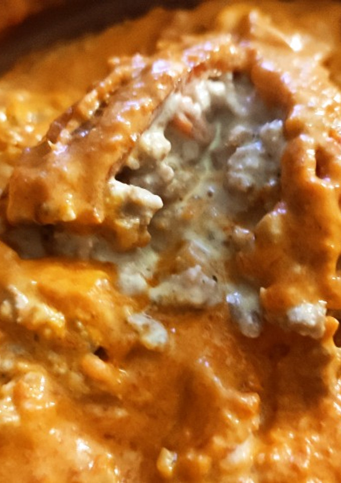 Una foto de Pimientos del piquillo rellenos de carne y queso finas hierbas