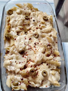 વેજ ચીઝ પાસ્તા(veg Cheese Pasta Recipe in Gujarati) રેસીપી મુખ્ય ફોટો