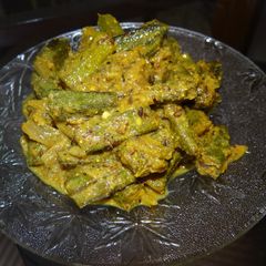 A picture of Sarso bhindi.