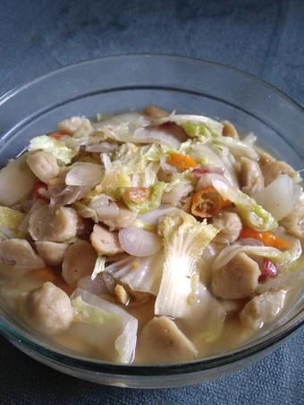 Langkah Mudah untuk Membikin Resep Tumis sawi putih pentol yang Bisa Manjain Lidah Anti Ribet, Mantap