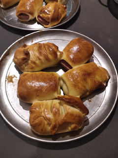A picture of Luncheon Meat Bread.