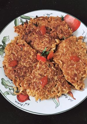 Foto resep Martabak Mie Telur enak
