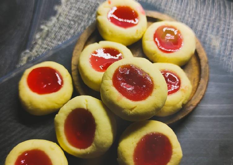Resep Thumbprint Strawberry Cookies Anti Gagal