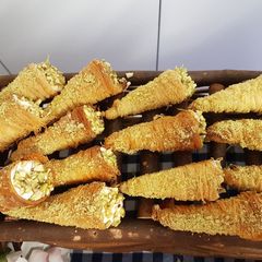 A picture of Kataifi cheesecake cones.