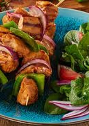 Una foto de Brochette de pollo y pimiento