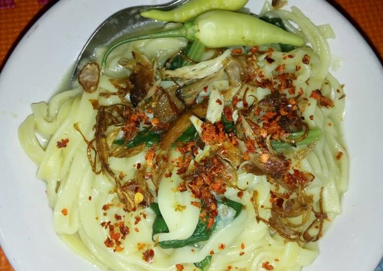 Mie nyemek ala mommy razqa (mie gepeng)