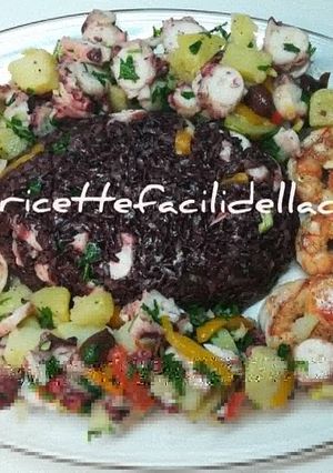 Foto di Insalata di mare di riso abbronzato