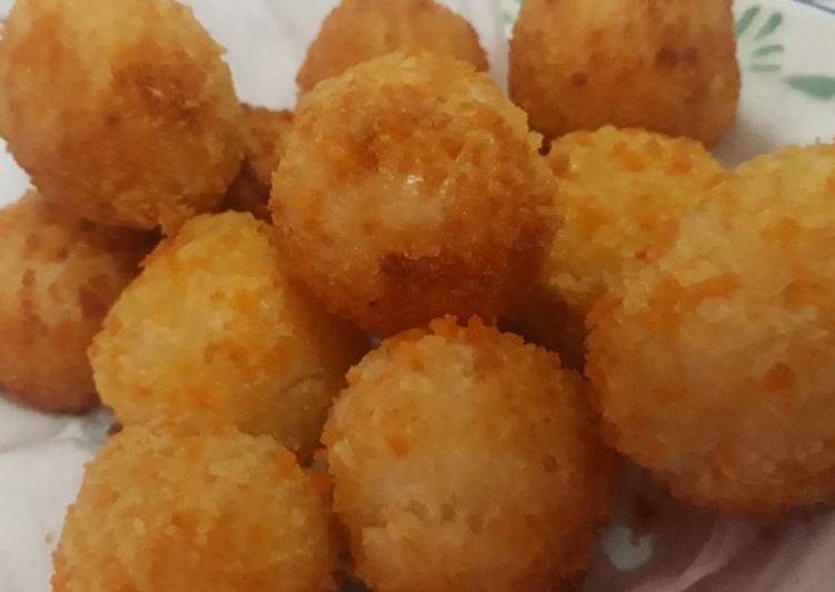 resep cara mengolah 💕bola-bola singkong💕