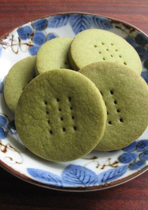 A picture of Matcha & White Chocolate Shortbread.