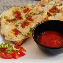 A picture of Suji toast.