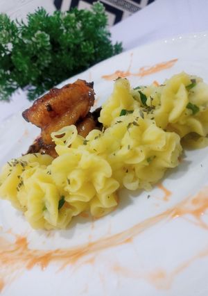 A picture of Creamy Butter Mashed Potato.