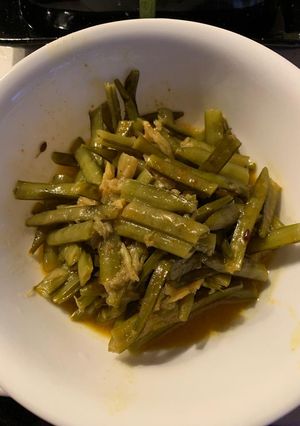 ગુવાર શિંગ નુ શાક (Guvar Shing Shak Recipe In Gujarati) રેસીપી મુખ્ય ફોટો