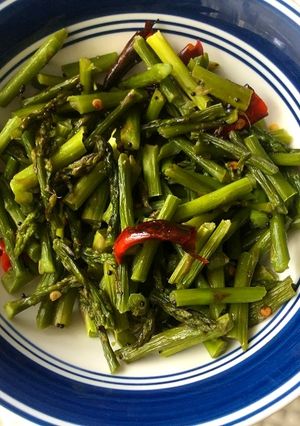 A picture of Asparagus Upkari/Stir Fry with Mustard and Chilies.