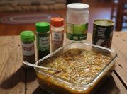 Una foto de menestra de verduras de bote