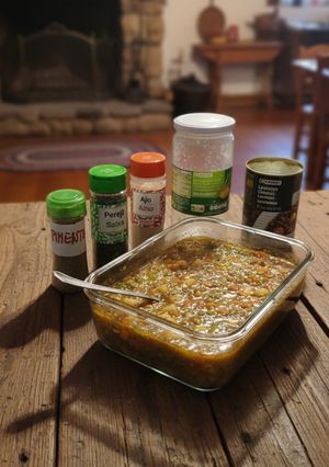 Una foto de Cocina de subsistencia: Menestra Cocida de bote con Lentejas a la Riojana de lata en microondas