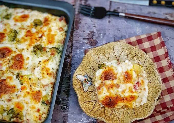 Langkah Mudah untuk Membuat Kentang panggang saus bechamel, Sempurna