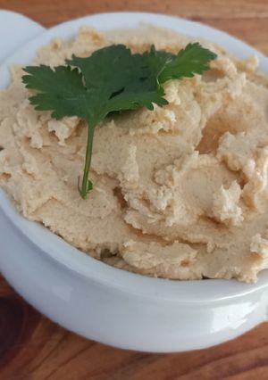 Una foto de Hummus de Garbanzos