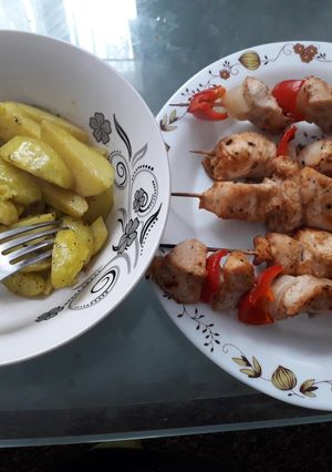 صورة لوصفة شيش فراخ وبطاطس مخبوزه 😍