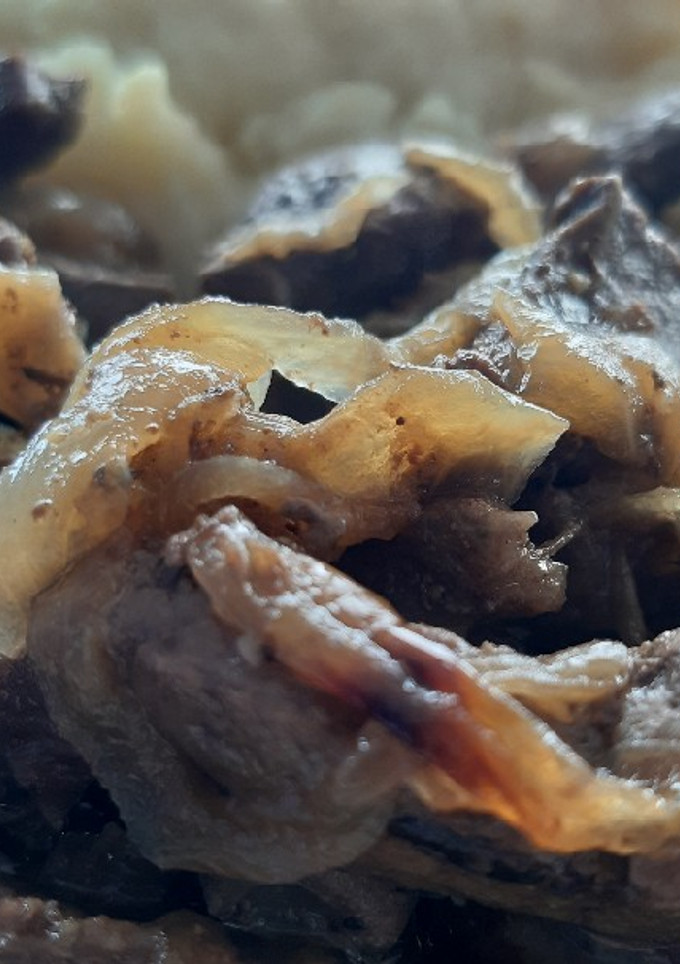 Una foto de Hígado encebollado