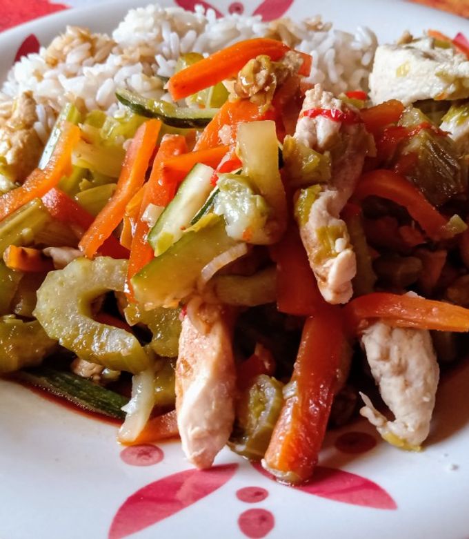 Una foto de Pseudo Chop Suey (chapsui) de pollo
