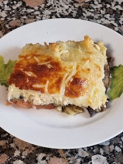 Una foto de Pastel de berenjenas y merluza