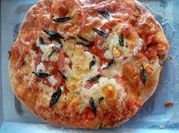 Una foto de masa para mini pizza