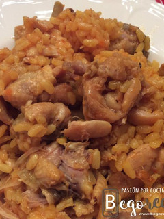 Una foto de Arroz con pollo