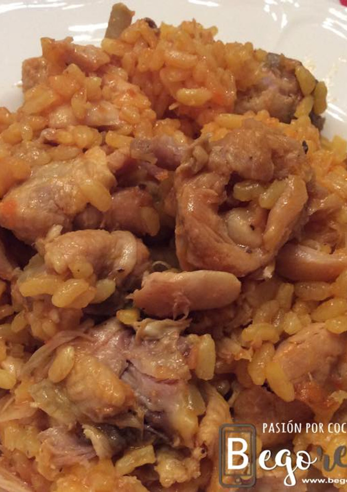 Una foto de Arroz con pollo