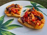 Shimeji gombás bruschetta (vegán)